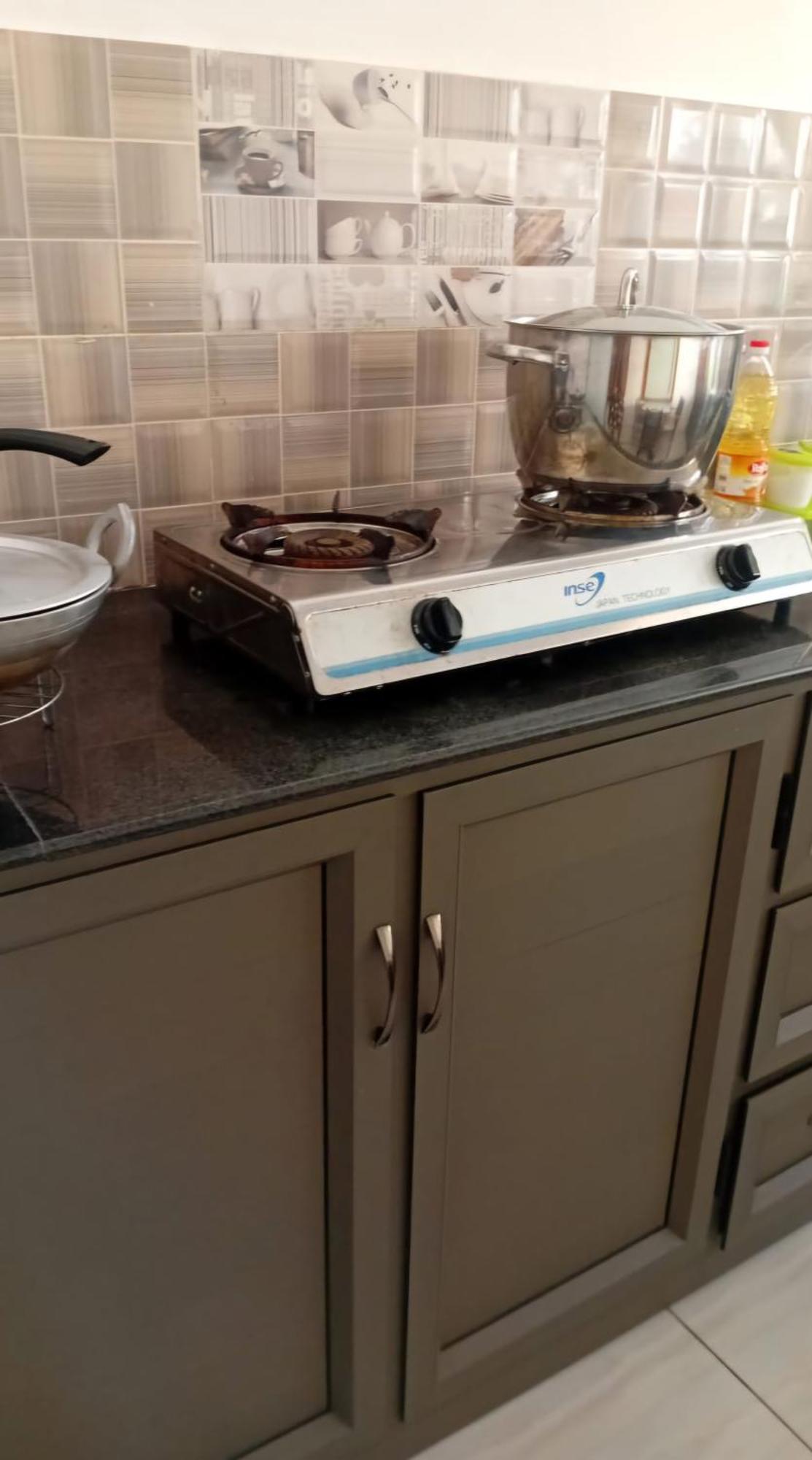 Cheerful 1 Bed Vacation Home With Tours & Facilities 라 골레트 외부 사진