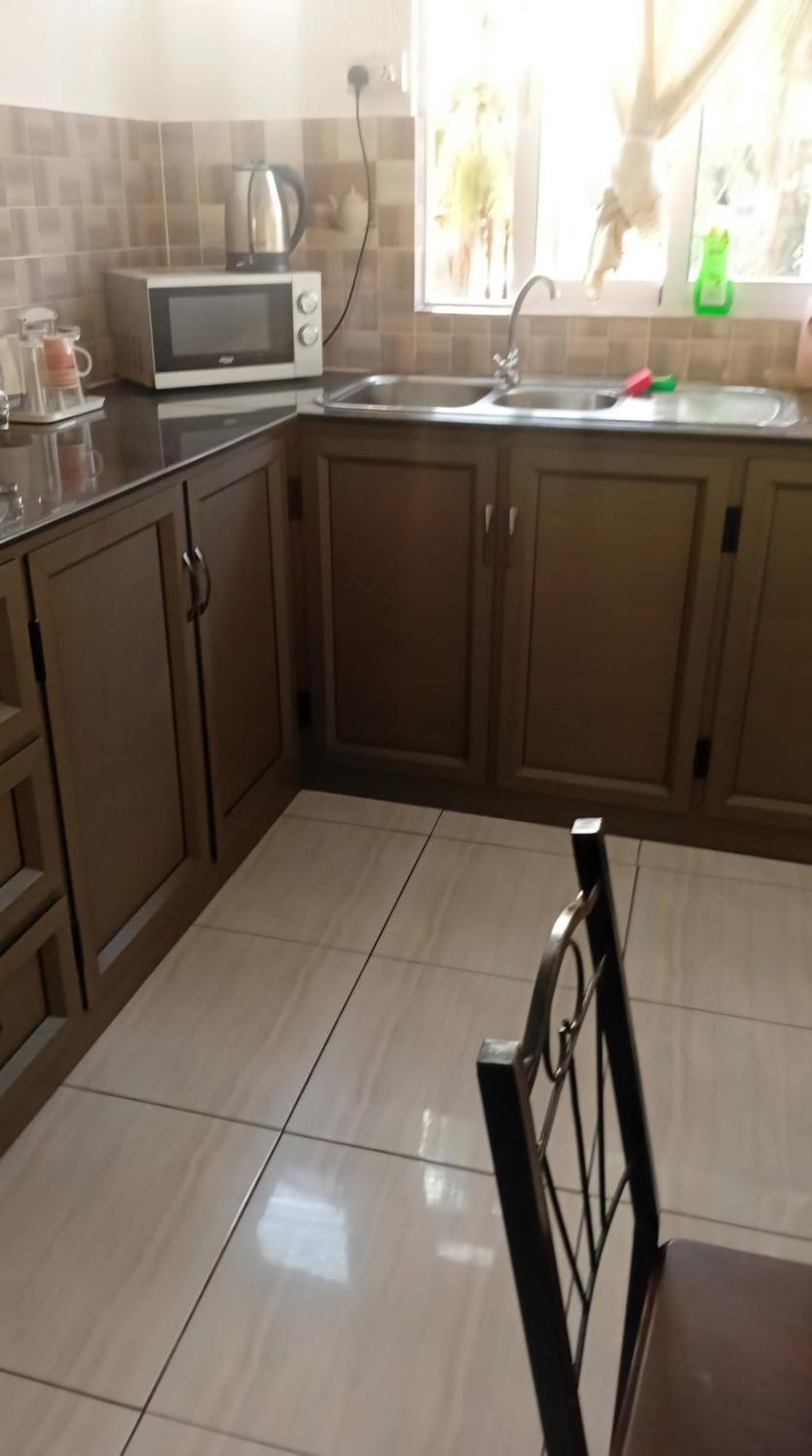Cheerful 1 Bed Vacation Home With Tours & Facilities 라 골레트 외부 사진